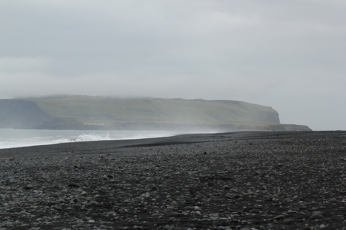 Исландия. Черный пляж Рейнисфьяра (Reynisfjara)