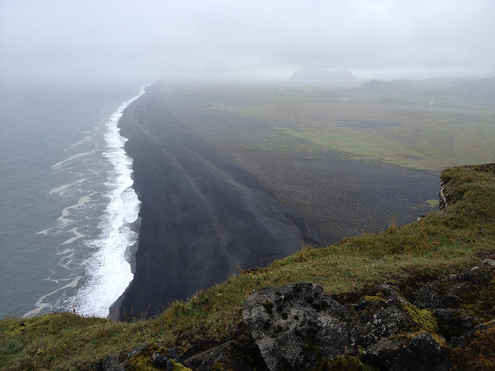 Южное побережье Исландии. Мыс Дирхолаэй