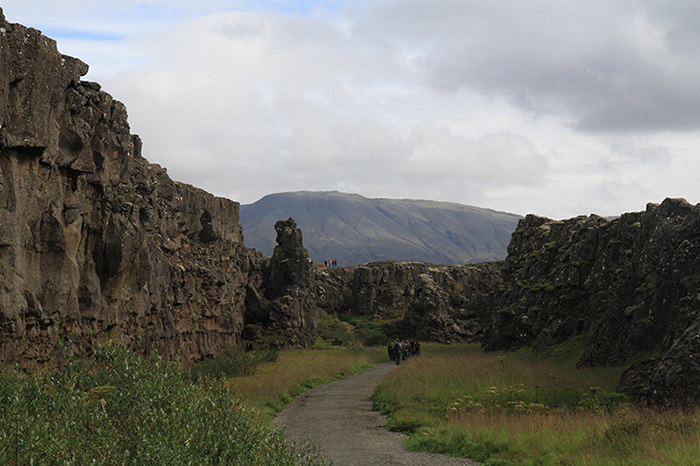 Исландия. Тектонический разлом — встреча Евразийской и Северо-Американской литосферных плит